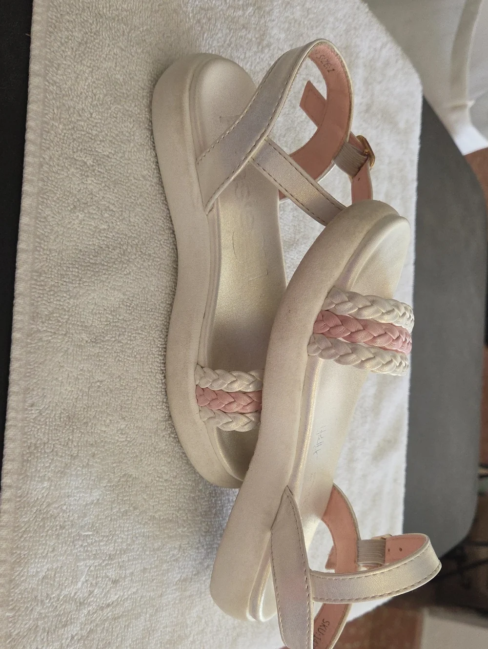 Kenzie Girl Girls Sandals Size 1 White & Pink Braided Ankle Strap Sandals